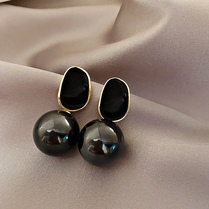 Ladies Pearl Earrings