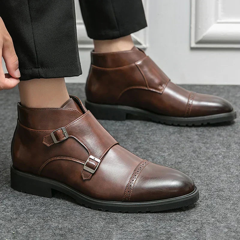 Parker | Kétcsatos Műbőr Csizmák